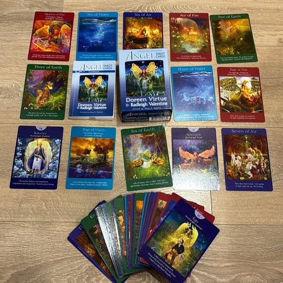 Angel Tarot Card Set - Picture 2 of 6